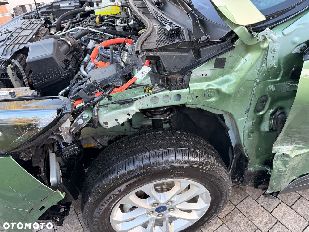 Ford Kuga 2.5 Duratec PHEV TITANIUM X - 34