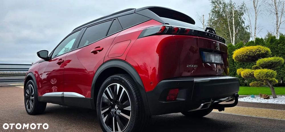 Peugeot 2008 1.2 PureTech GT Line S&S - 4