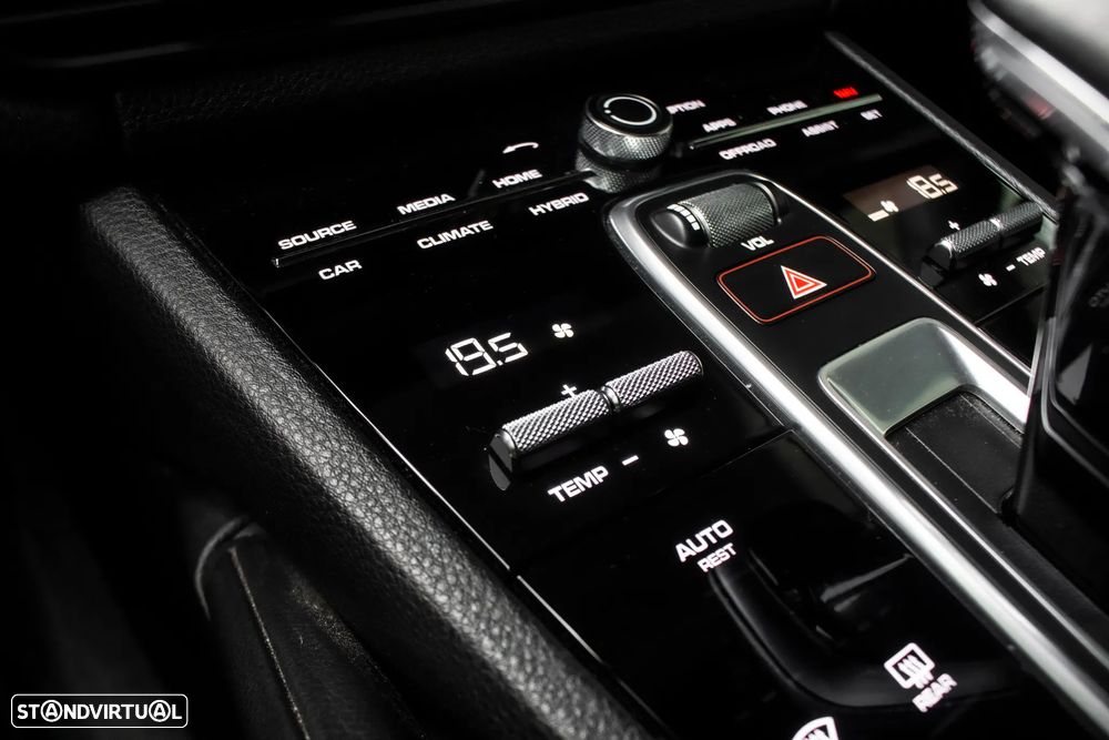 Porsche Cayenne Coupé E-Hybrid Tiptronic S - 22