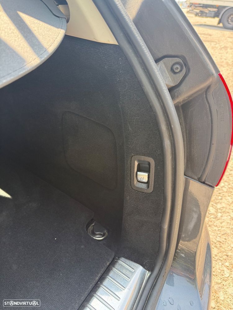 Mercedes-Benz C 200 (BlueTEC) d Station 7G-TRONIC Exclusive - 39