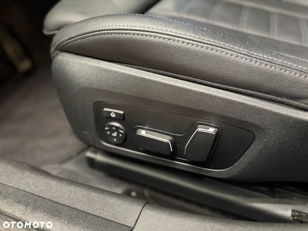 BMW Seria 3 M340d xDrive mHEV sport - 25