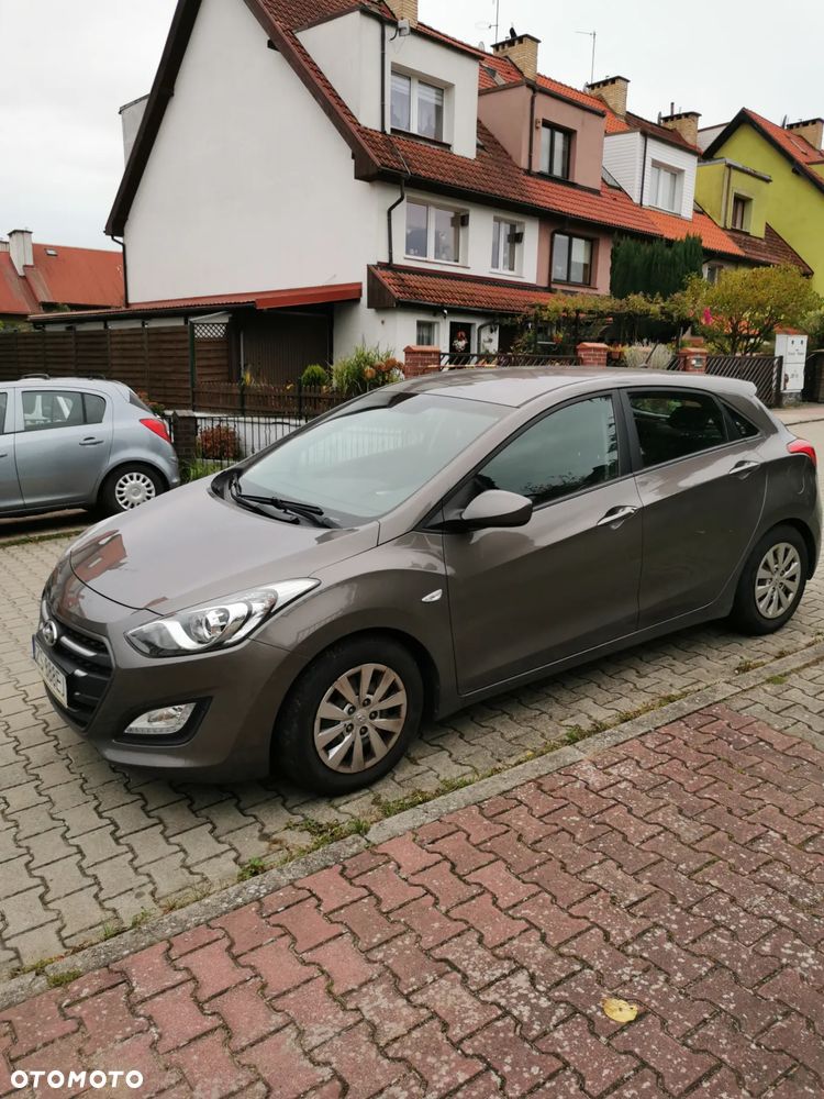 Hyundai i30 1.6 Classic + - 3