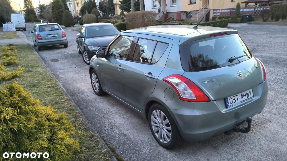 Suzuki Swift 1.2 Premium - 3