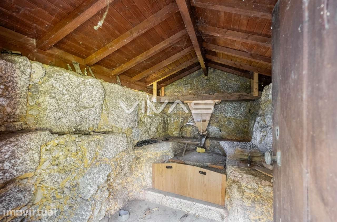 Moradia para Restaurar T0 Venda em Chorense e Monte,Terras de Bouro - Grande imagem: 5/8