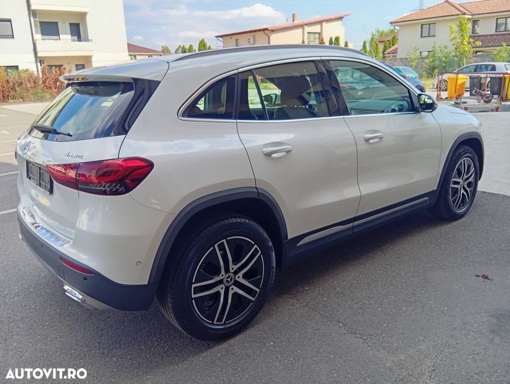 Mercedes-Benz GLA - 3