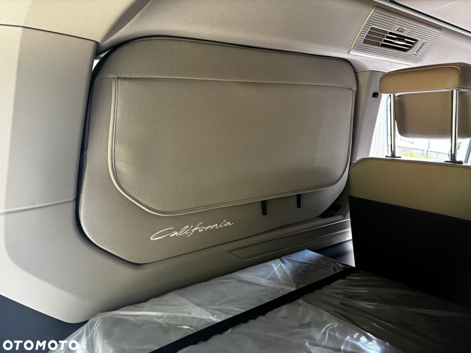 Volkswagen California - 11