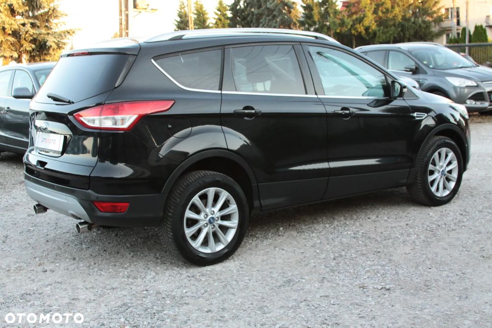 Ford Kuga 2.0 TDCi 2x4 Titanium - 13
