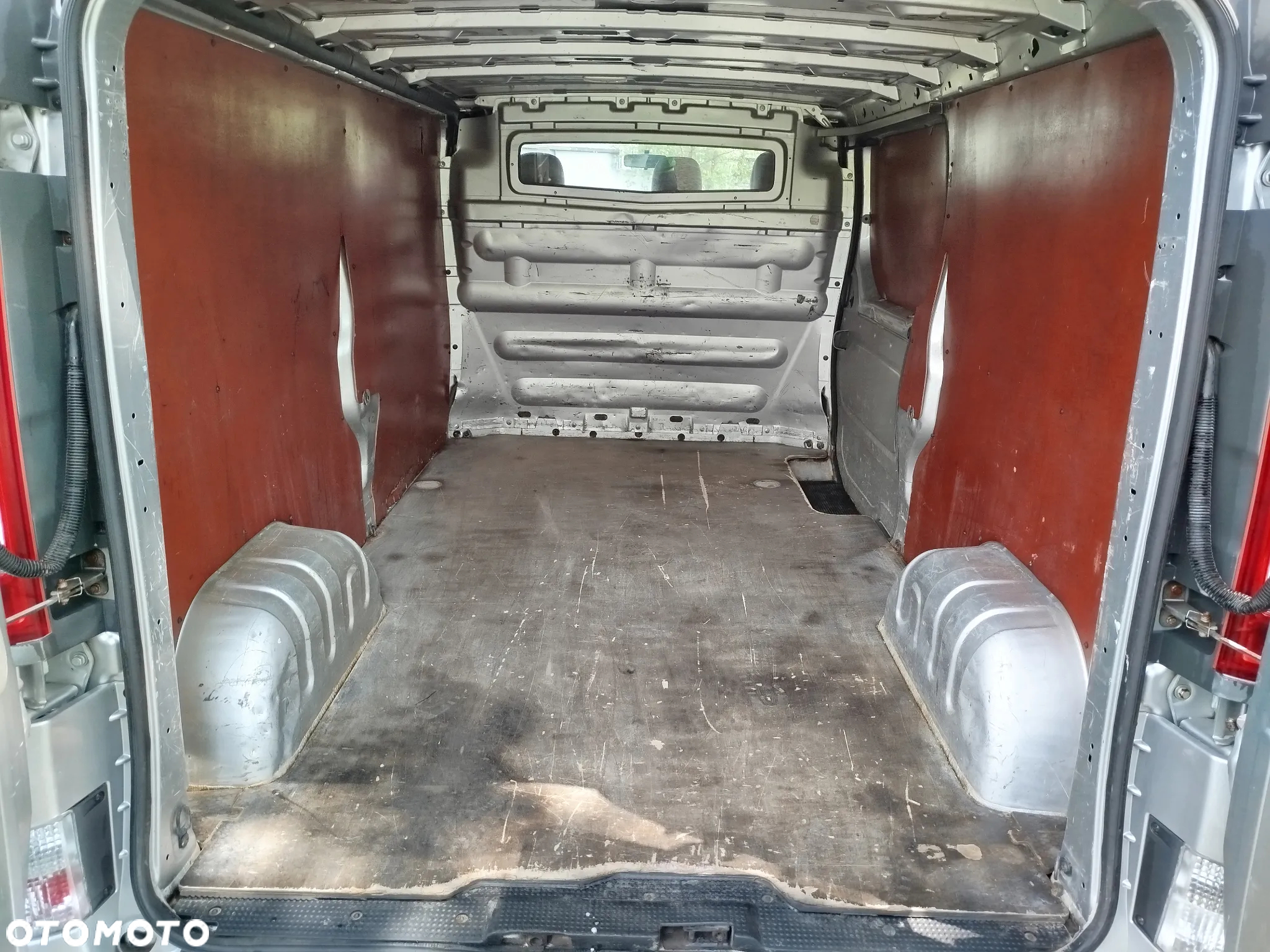 Opel Vivaro - 12