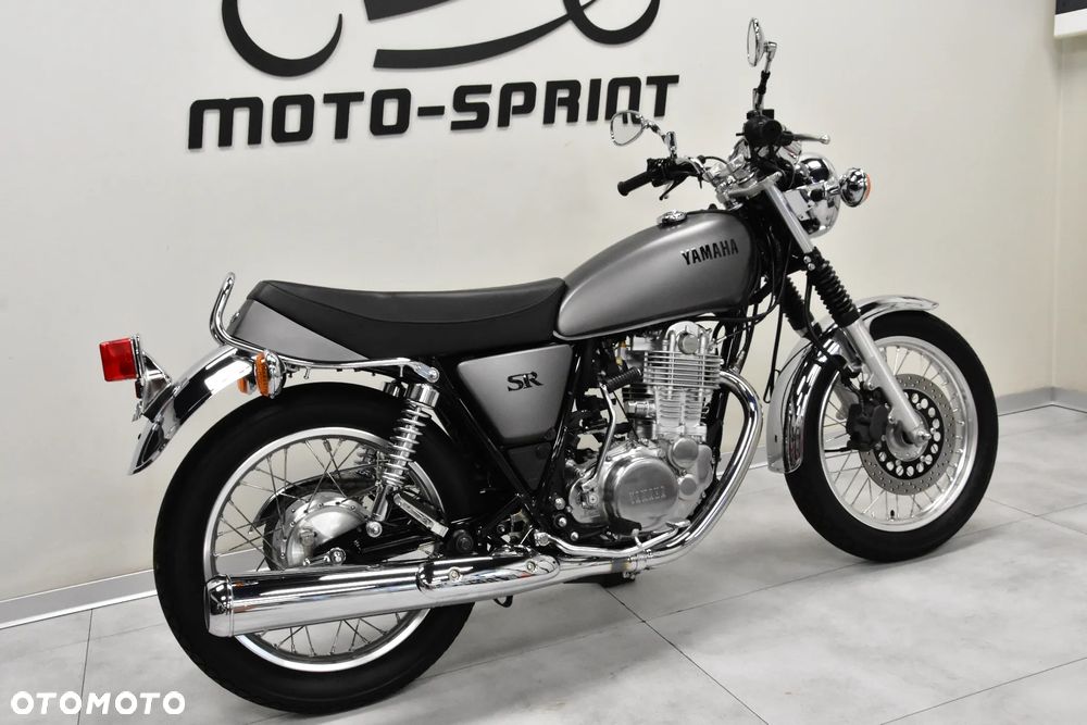 Yamaha SR - 5