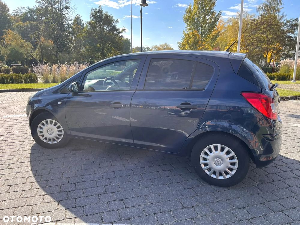 Opel Corsa - 4