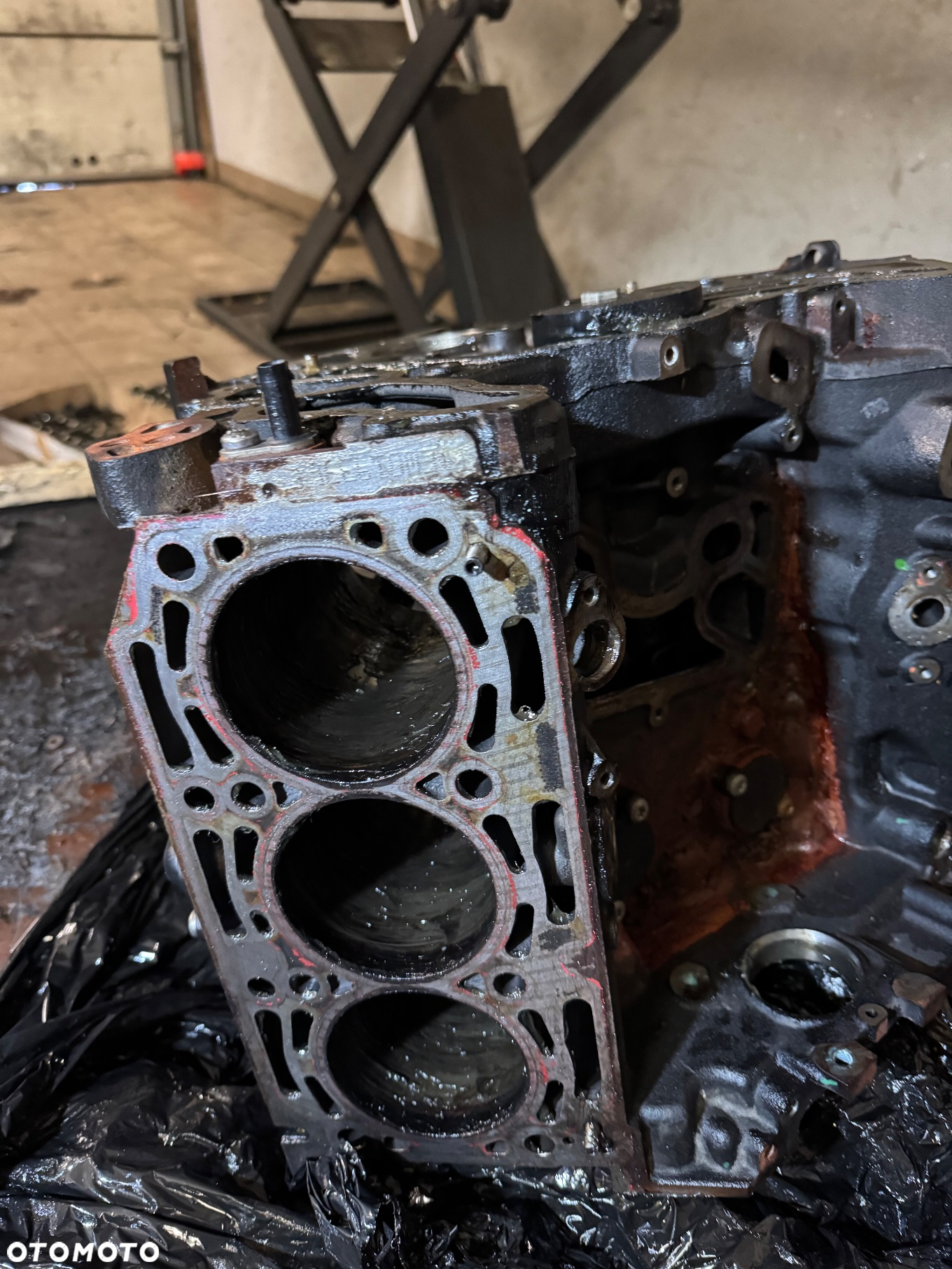 Blok silnika 3.0 Tdi v6 CRT - 3