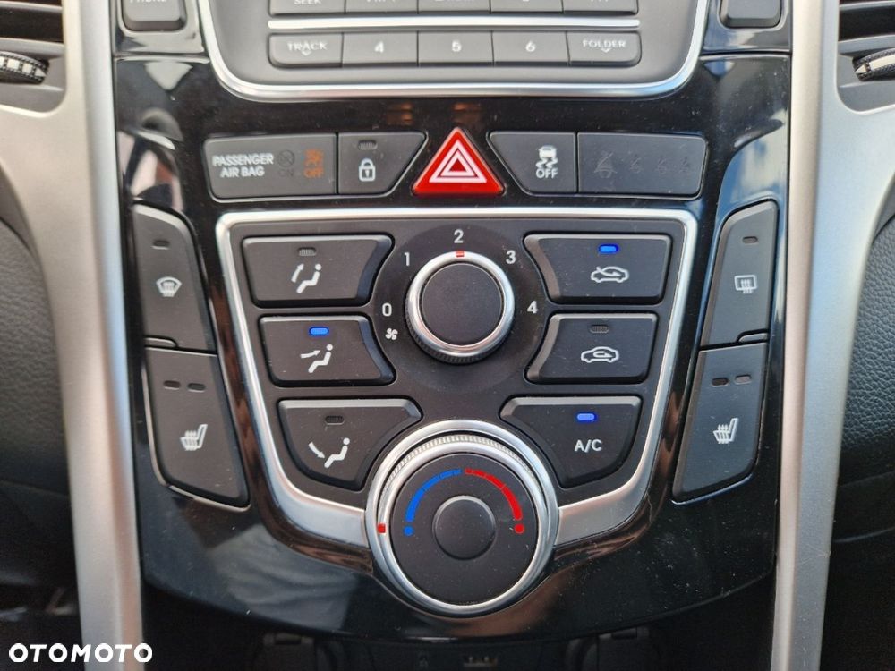 Hyundai i30 1.6 GDI Style - 13