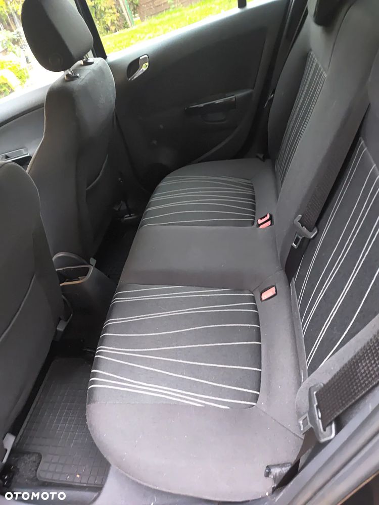 Opel Corsa - 8
