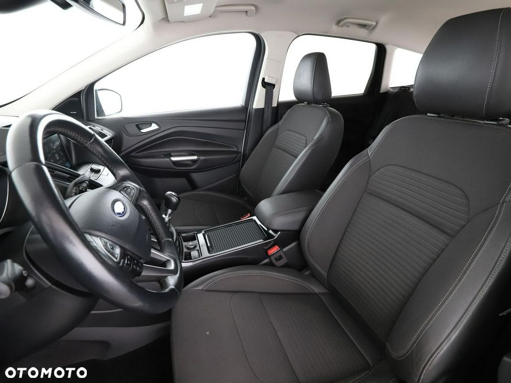 Ford Kuga 2.0 TDCi 4x4 Titanium - 14