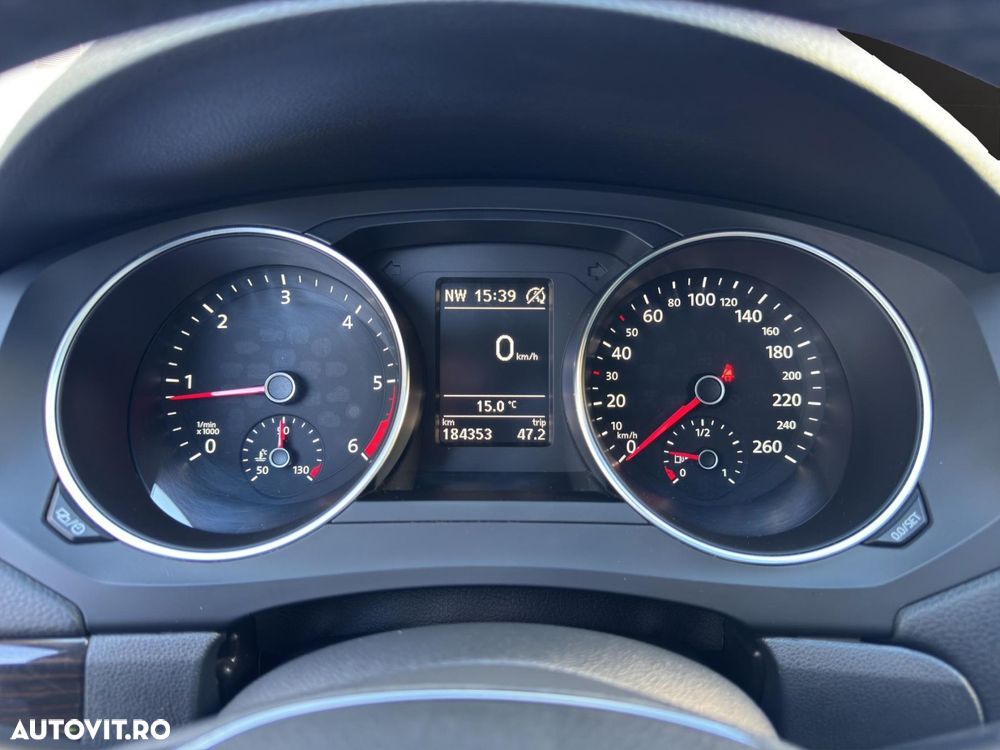 Volkswagen Jetta - 6
