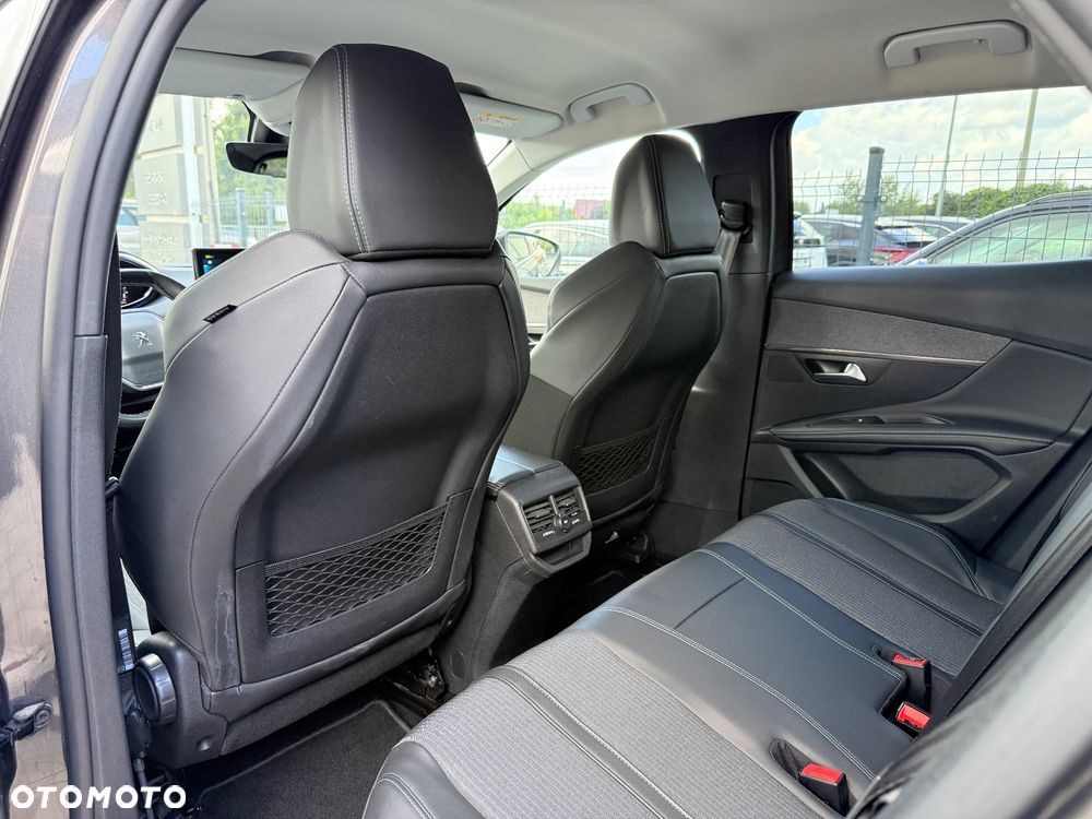 Peugeot 3008 225 e-EAT8 Allure - 15