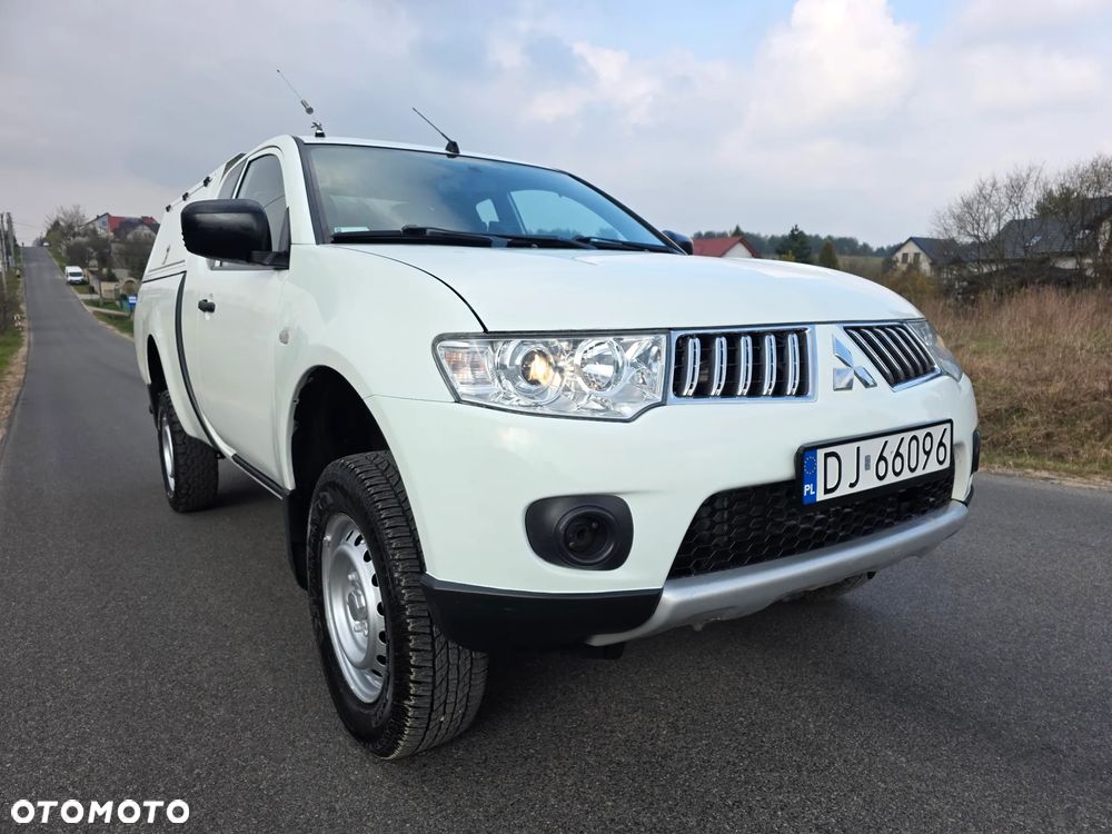 Mitsubishi L200 2.5 DID SC Inform - 1