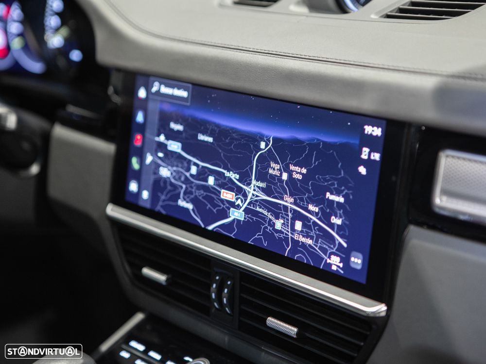 Porsche Cayenne E-Hybrid Platinum Edition - 43
