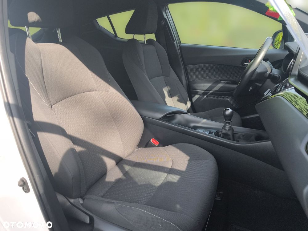 Toyota C-HR 1.2 T GPF Premium - 9