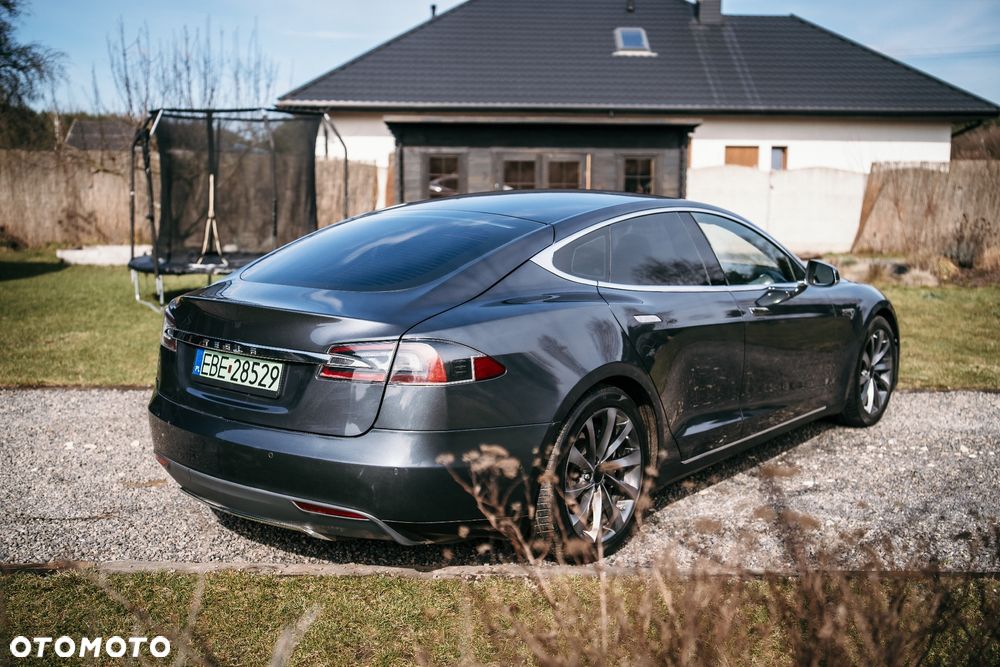 Tesla Model S Long Range Plus - 7