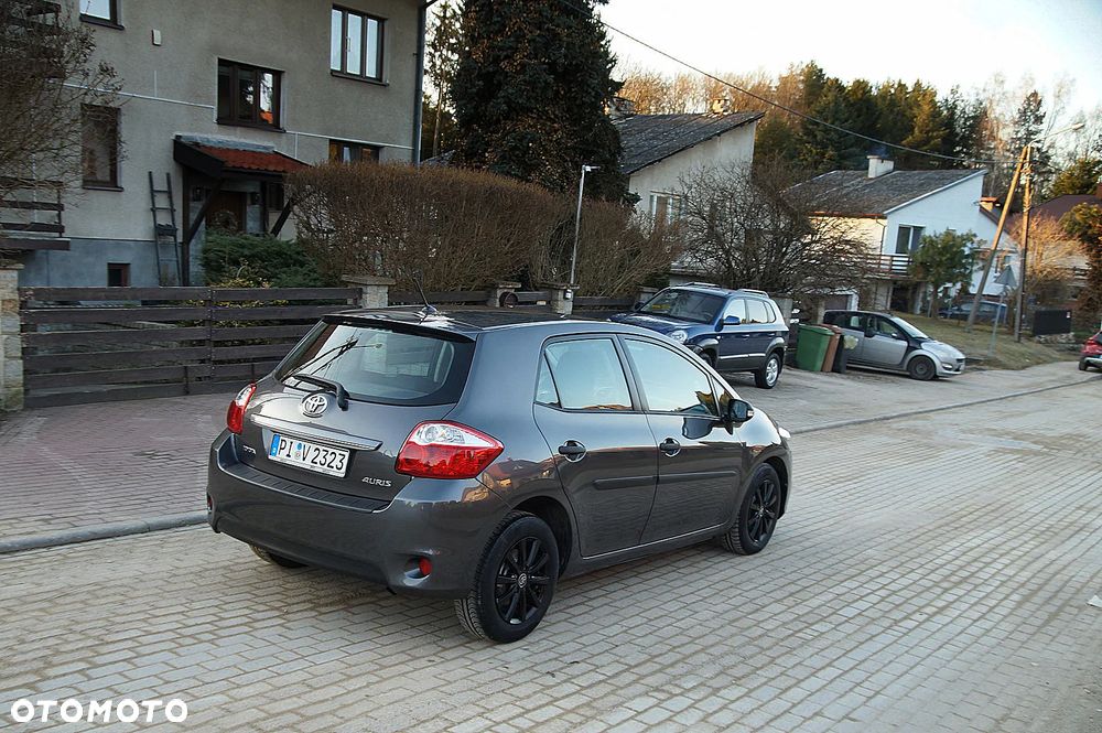 Toyota Auris 1.33 VVT-i - 6