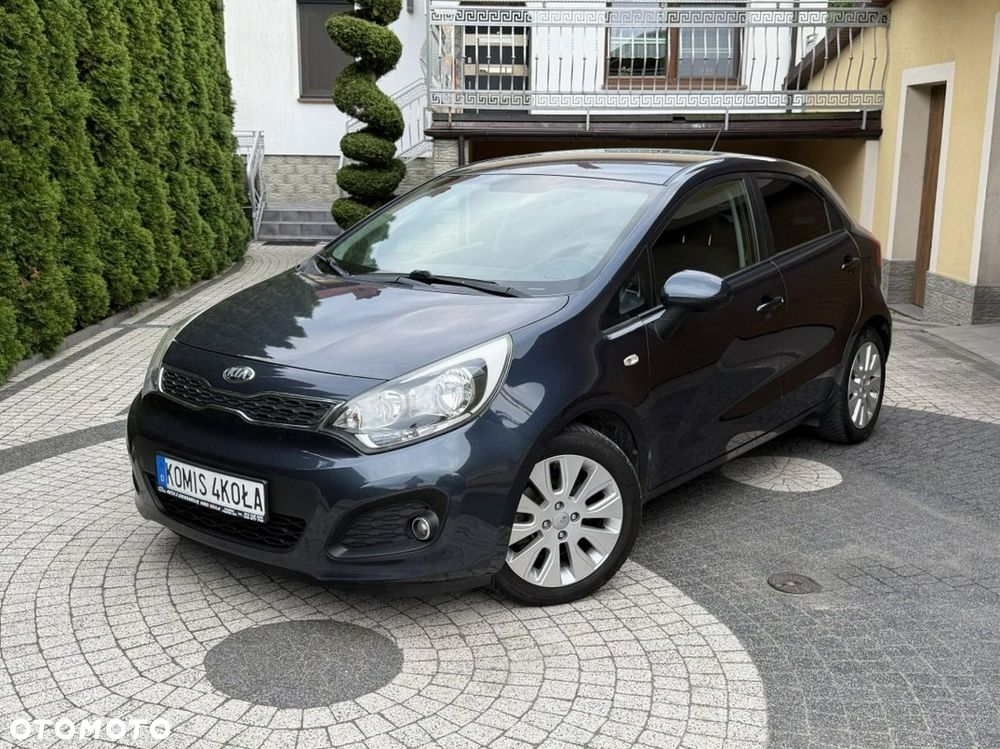 Kia Rio - 1