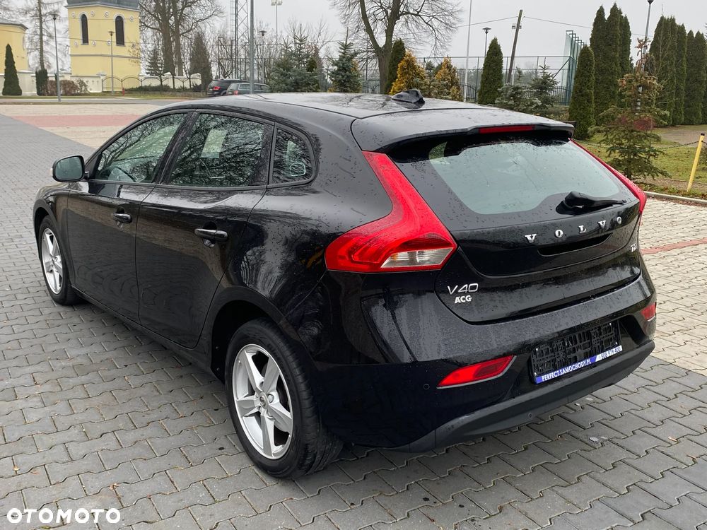 Volvo V40 - 4