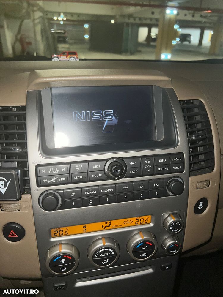 Nissan Pathfinder - 21