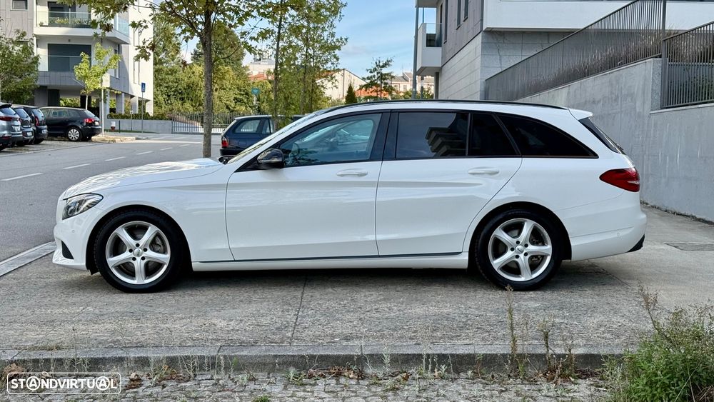Mercedes-Benz C 300 h AMG Line - 3