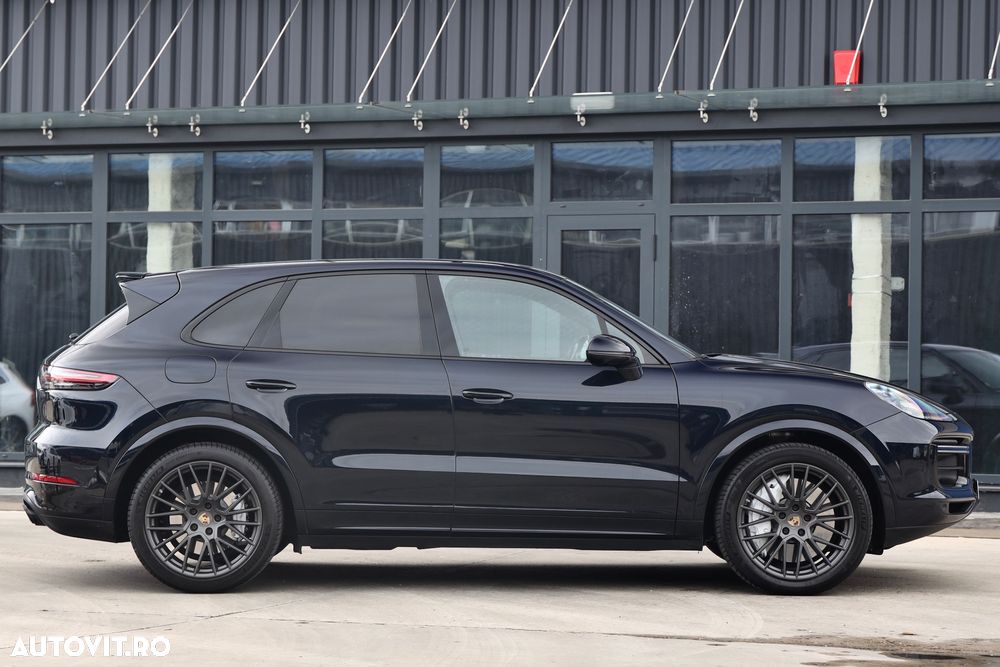 Porsche Cayenne Turbo - 39