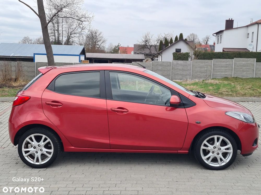Mazda 2 - 6