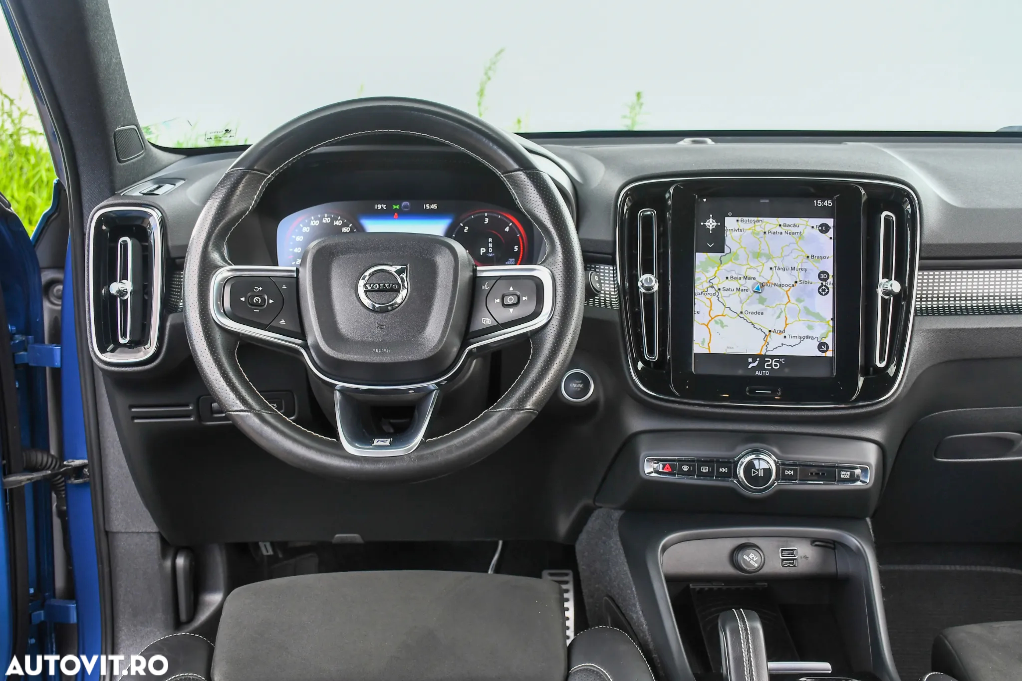 Volvo XC 40 D4 AWD Geartronic R-Design - 30