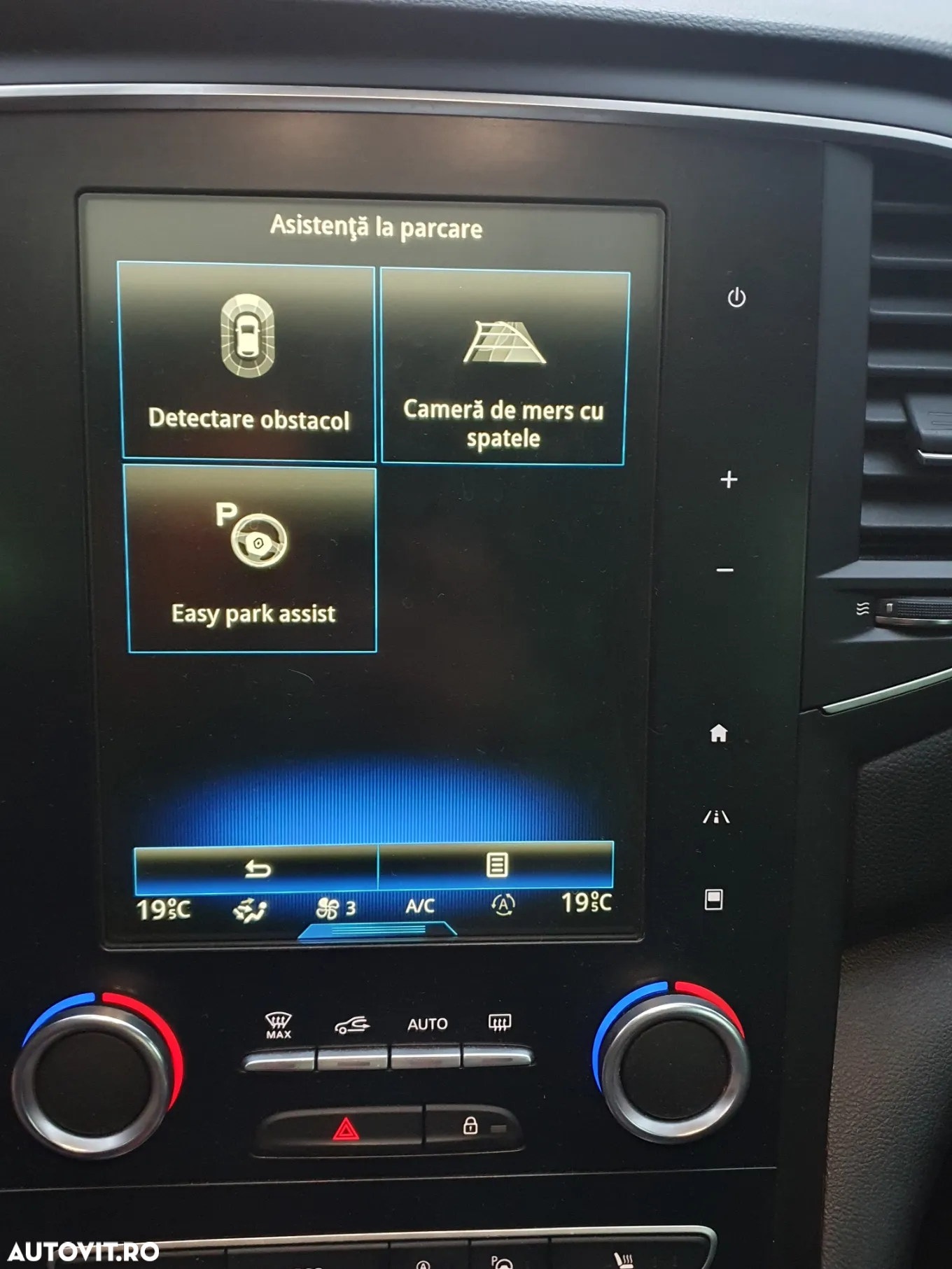Renault Megane ENERGY dCi 130 BOSE EDITION - 31