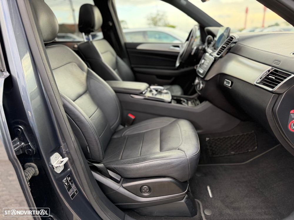 Mercedes-Benz GLS 350 d 4-Matic - 11