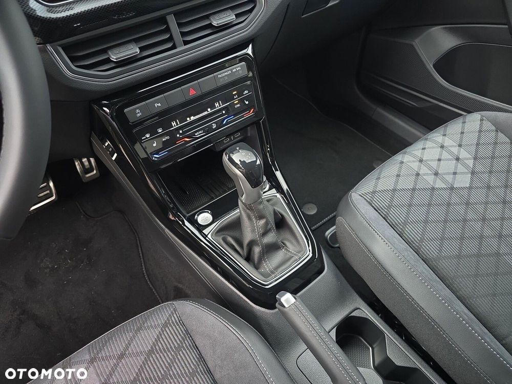 Volkswagen T-Cross 1.0 TSI R-Line Plus DSG - 23
