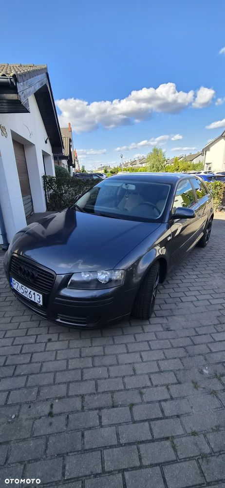 Audi A3 3-drzwiowe 1.6 Ambition - 1