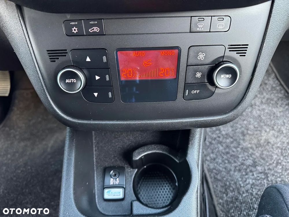 Fiat Punto Evo 1.4 8V Sport Start&Stopp - 31