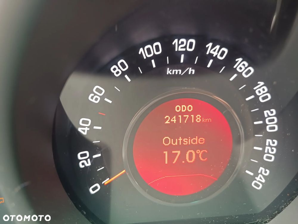 Kia Sportage - 10