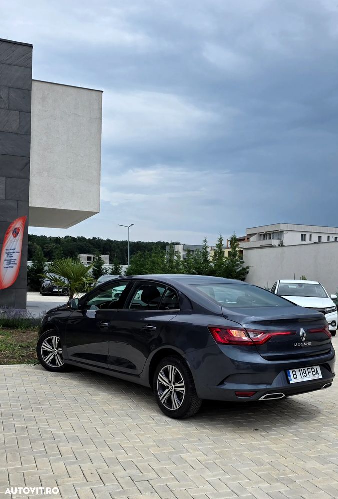 Renault Megane TCe 140 GPF Equilibre - 12