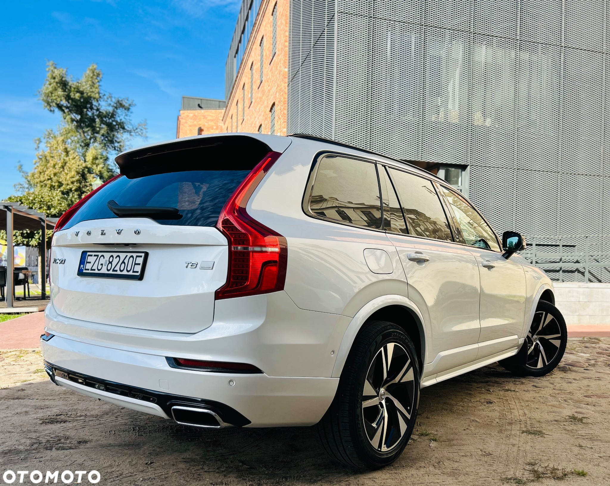 Volvo XC 90 T8 AWD Plug-In Hybrid R-Design 7os - 4