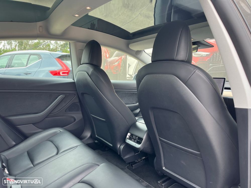 Tesla Model 3 Long Range AWD Dual Motor - 38
