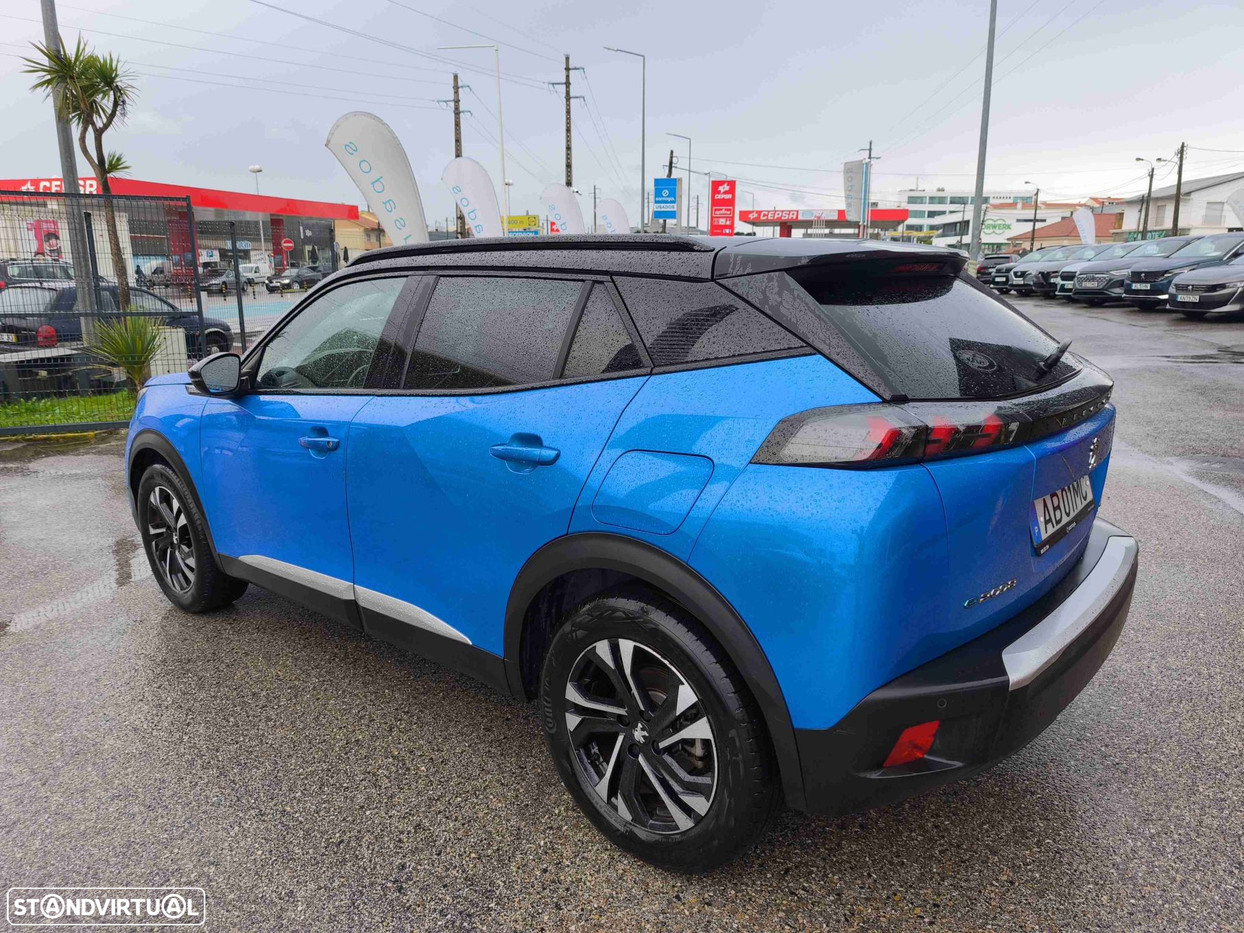 Peugeot e-2008 50 kWh GT Line - 3