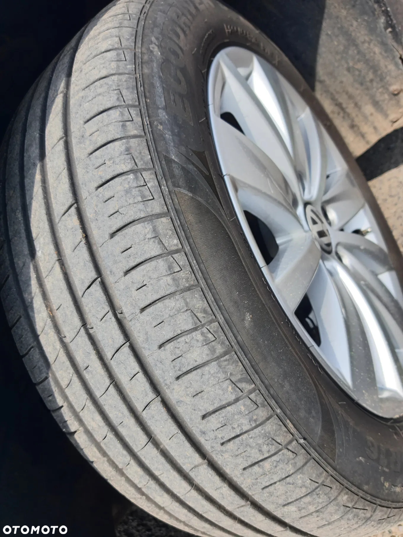 Volkswagen Passat 1.6 TDI DPF BlueMot Comfortline - 28