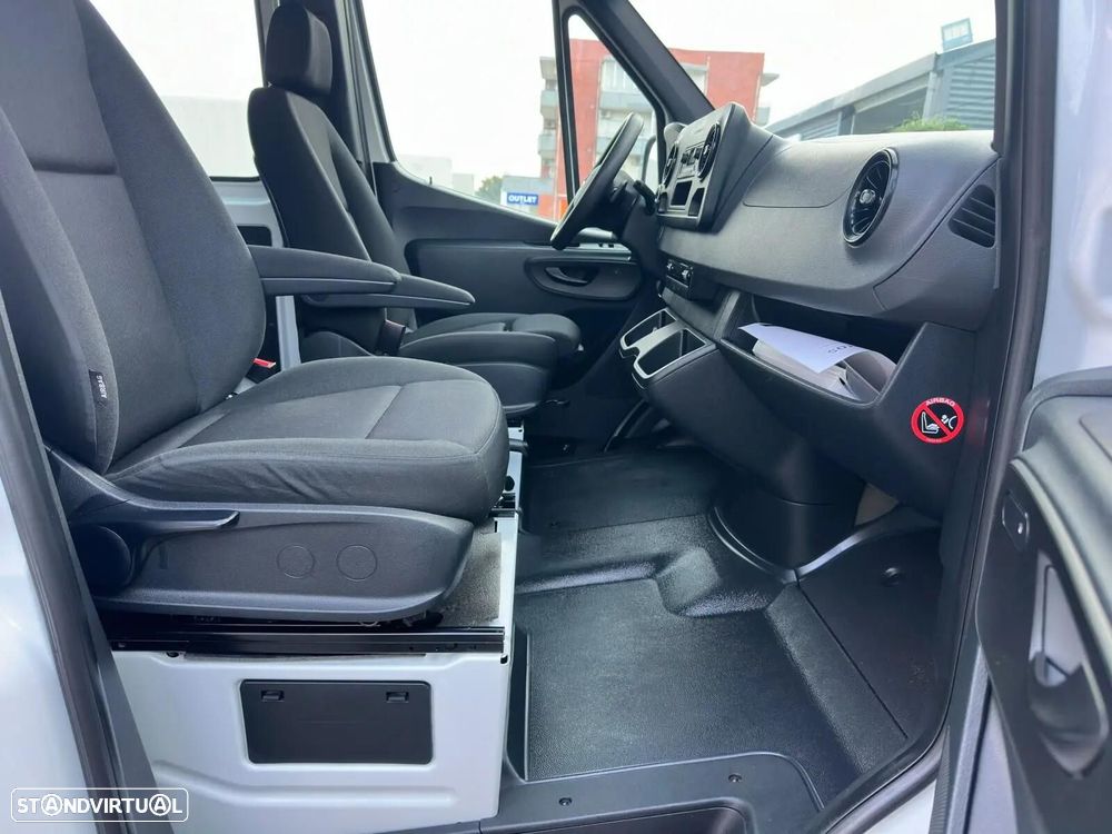 Mercedes-Benz Sprinter Compacta HA 9G-TRONIC - 9