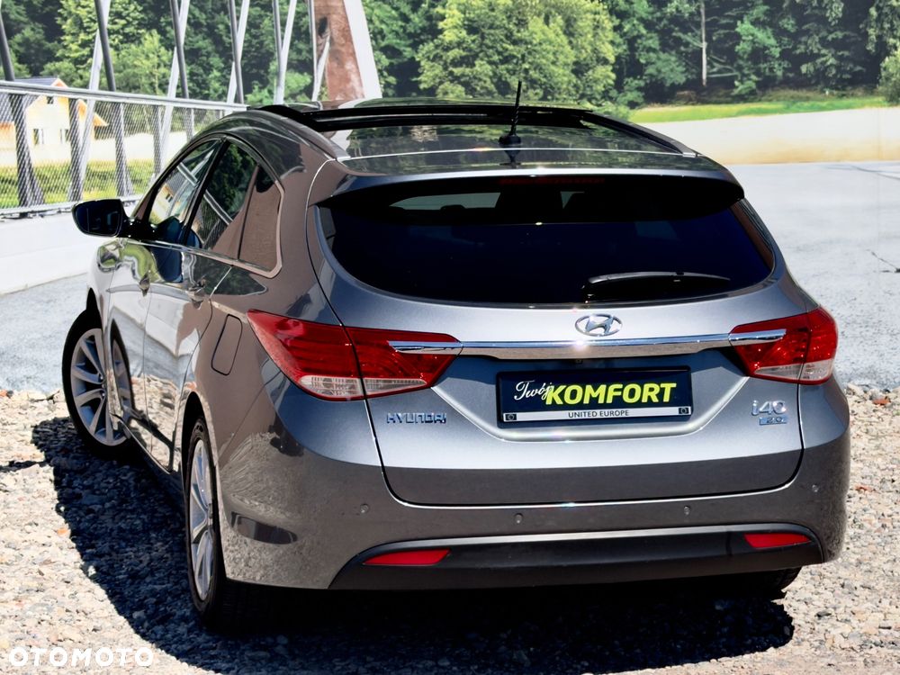 Hyundai i40 2.0 Premium - 13