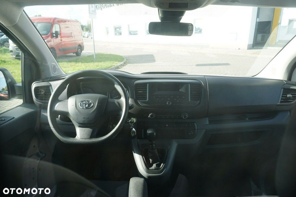 Toyota ProAce - 12