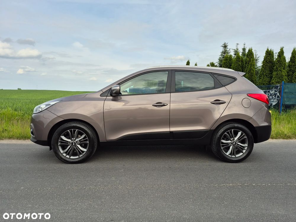 Hyundai ix35 2.0 CRDi 4WD Automatik Fifa World Cup Gold Edition - 6