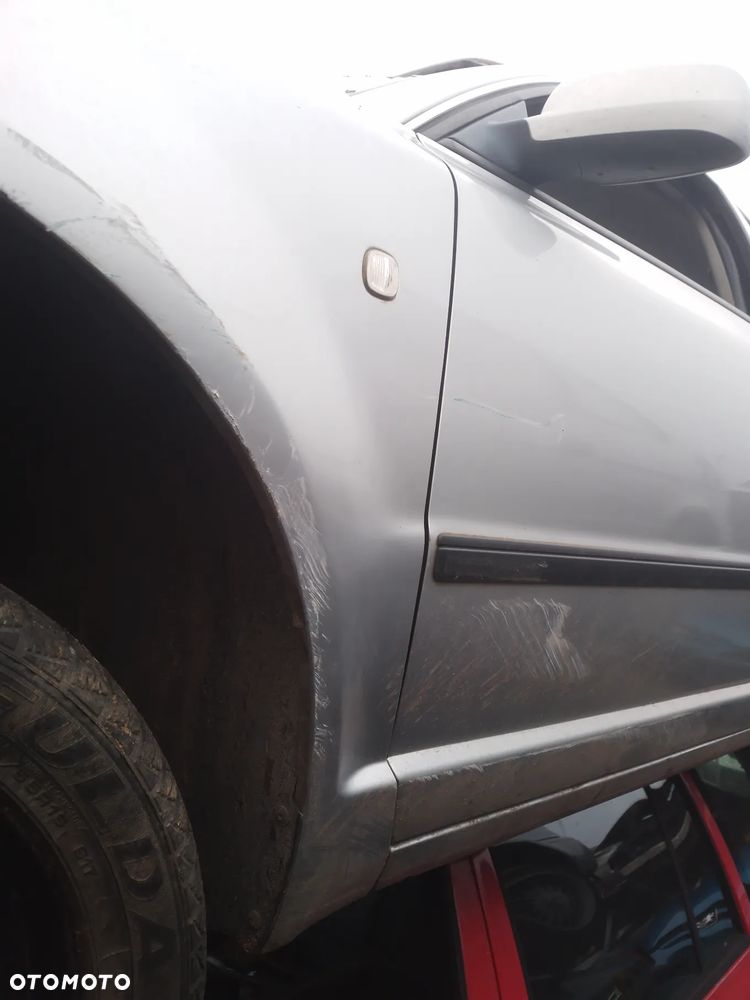 SKODA SUPERB  01-06 1.9 TDI AWX   ZDERZAK PRZÓD PRZEDNI  9102 - 8