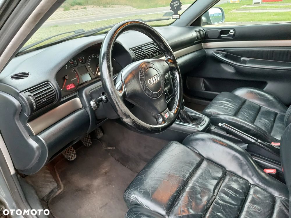 Audi A4 Avant 1.8 - 10