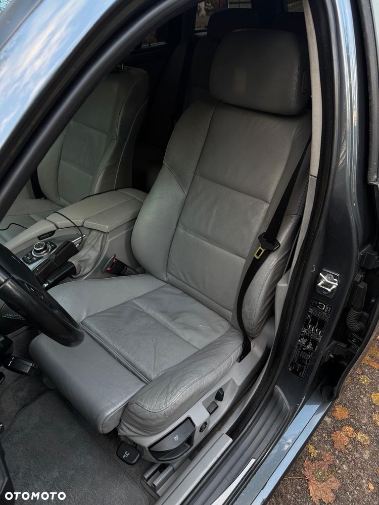 BMW Seria 5 - 24